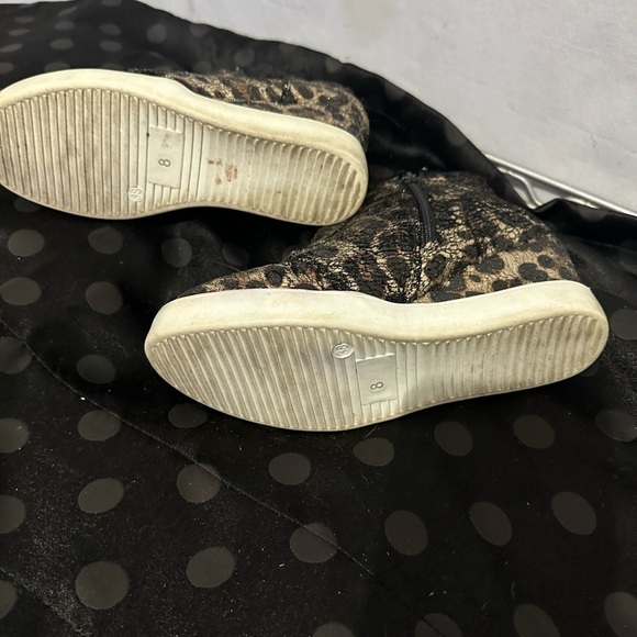 Southern Fried Chics Leopard Print Ankle Wedge Sneakers Size 8 - Picture 6 of 7